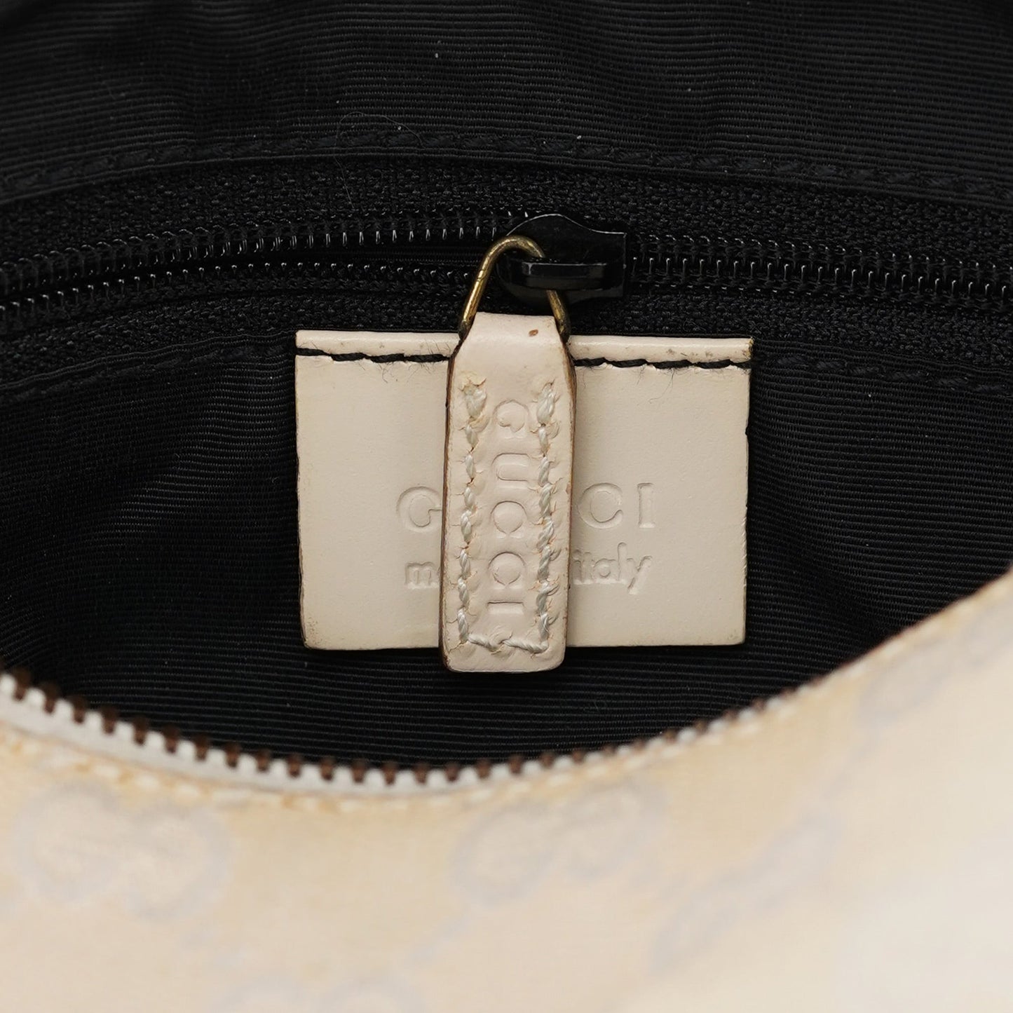 92707 Off White GG Shoulder Bag