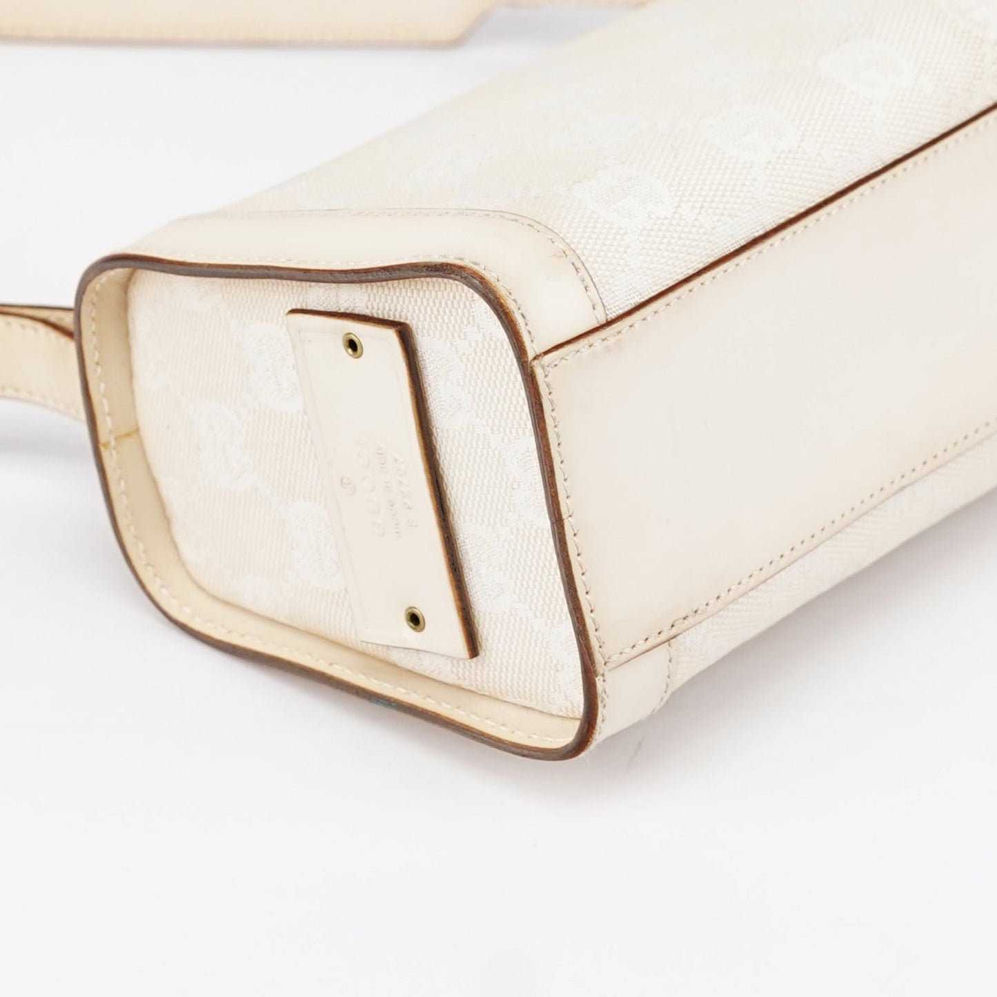 92707 Off White GG Shoulder Bag