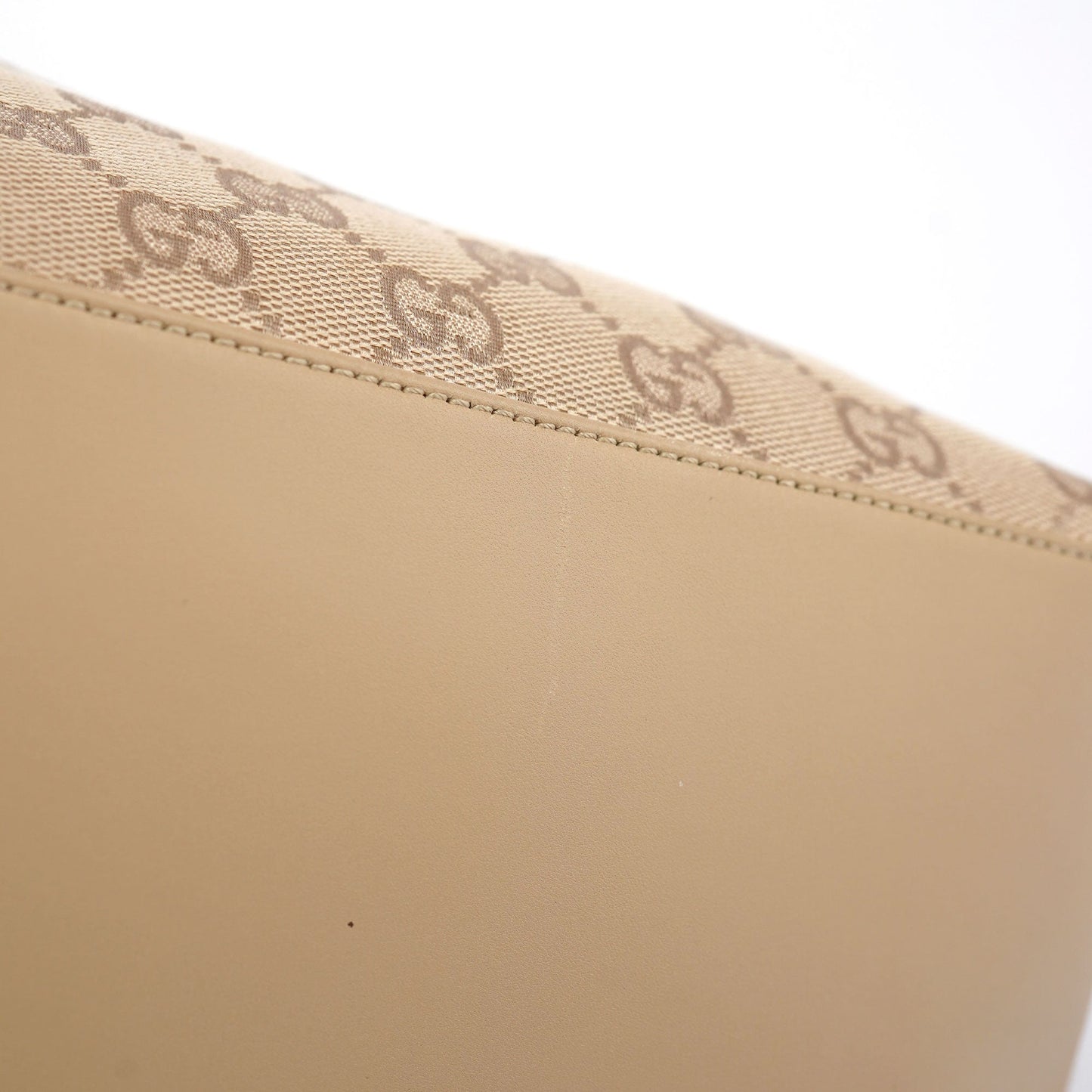 92708 Beige GG Bamboo Handle Shoulder Bag