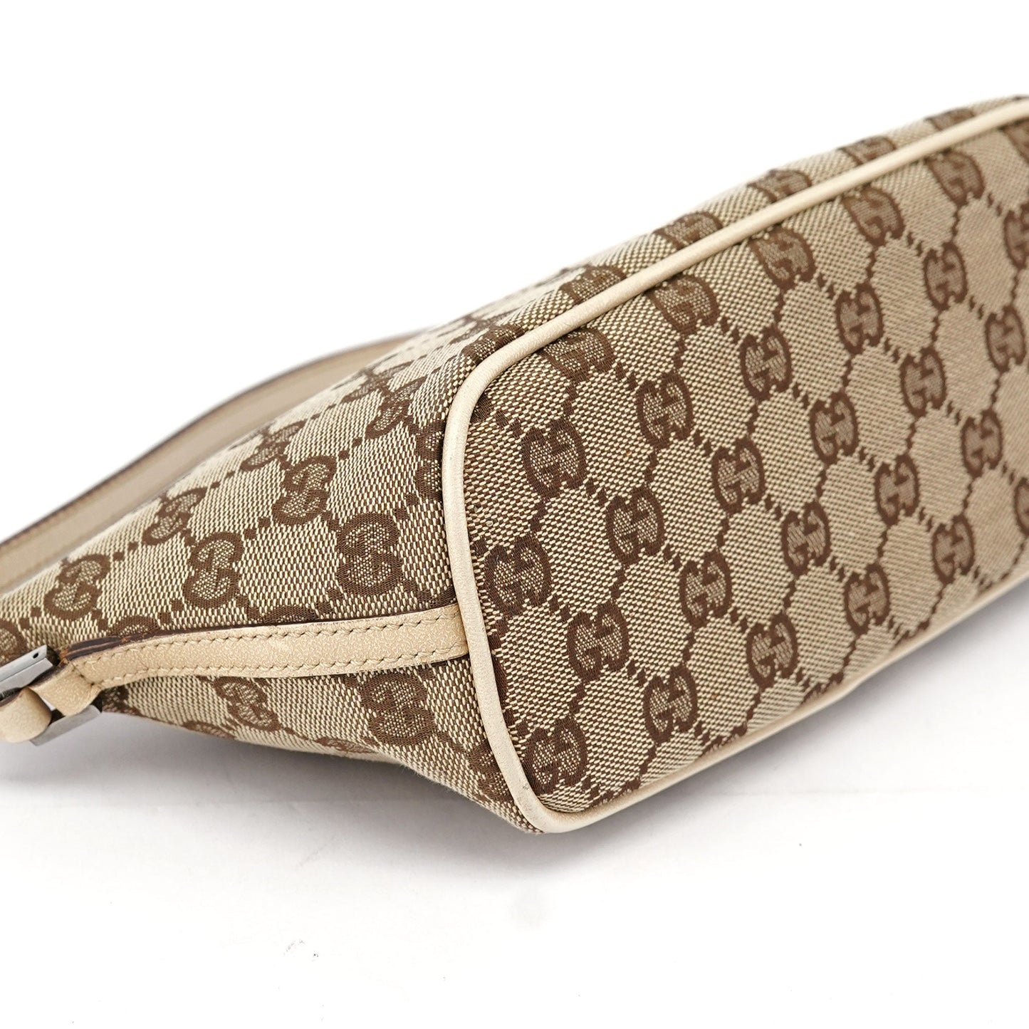 Beige GG Boat Pochette