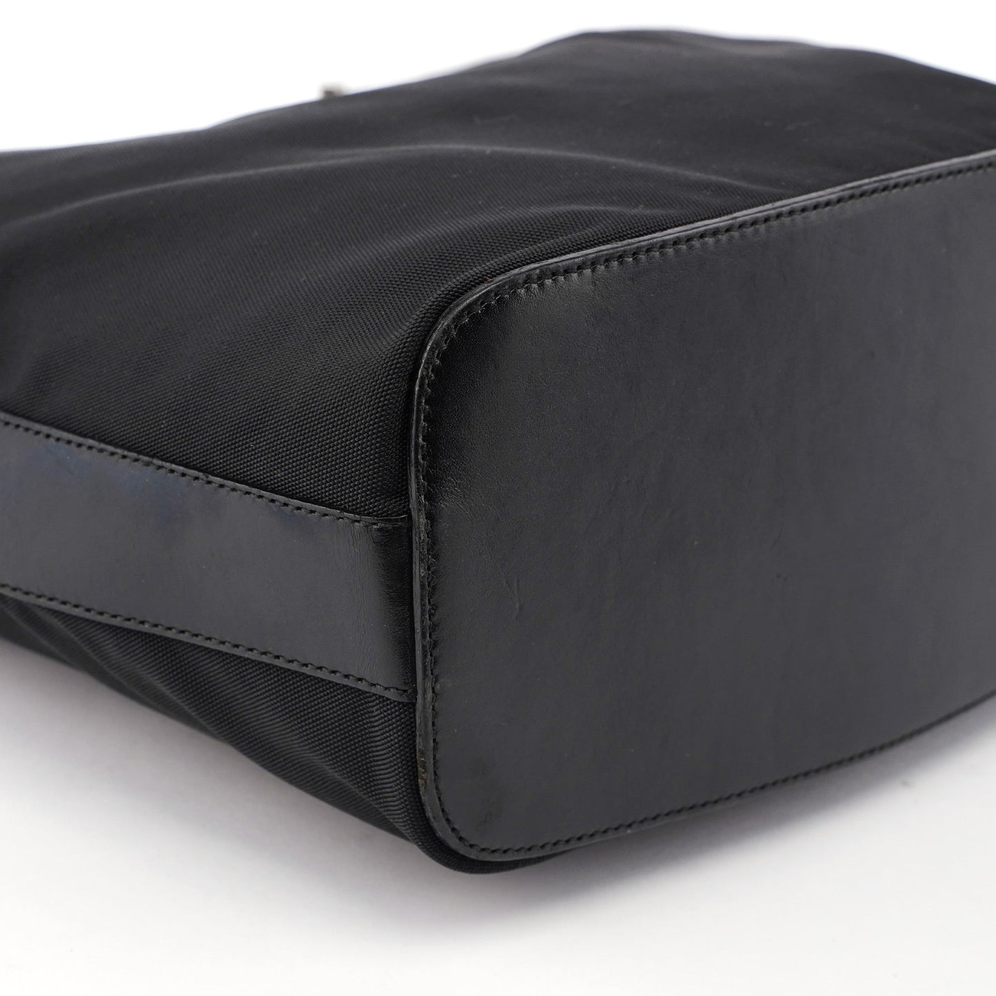 Black Canvas Chain Shoulder Bag