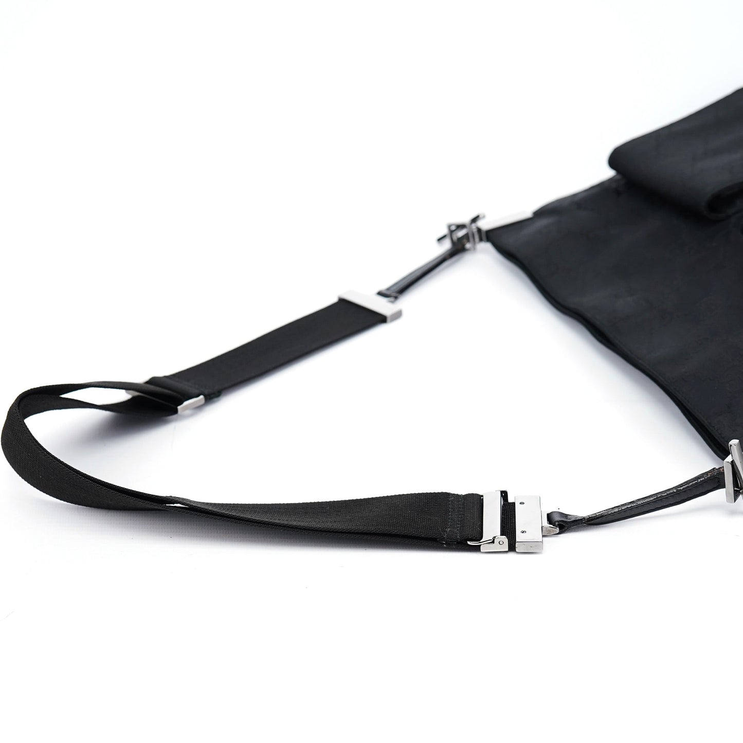 Black GG Dual Pocket Shoulder Bag