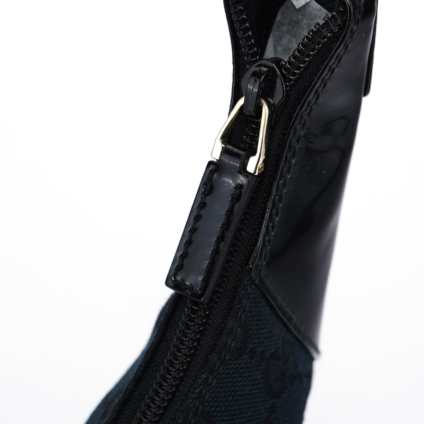 Black GG Patent Leather Shoulder Bag