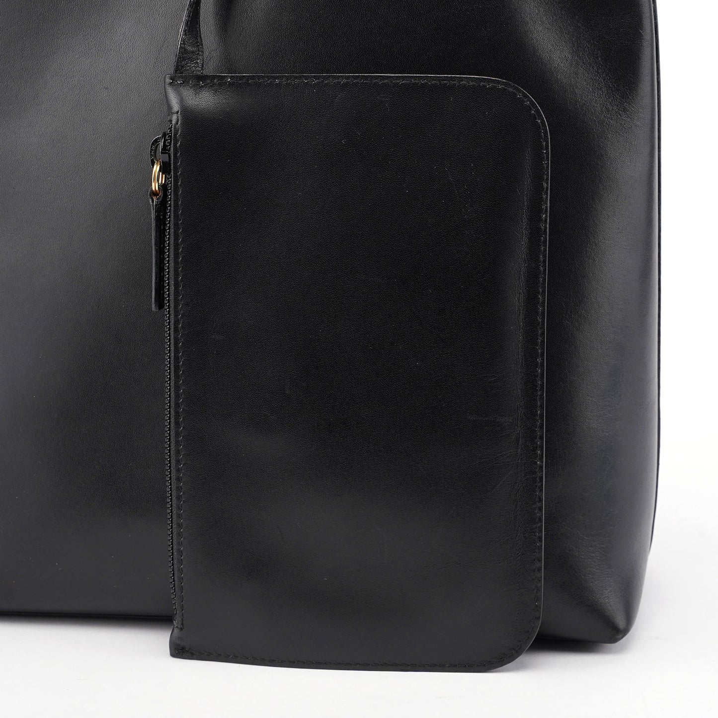 Black Leather Bamboo Shoulder Bag W/ Pouch