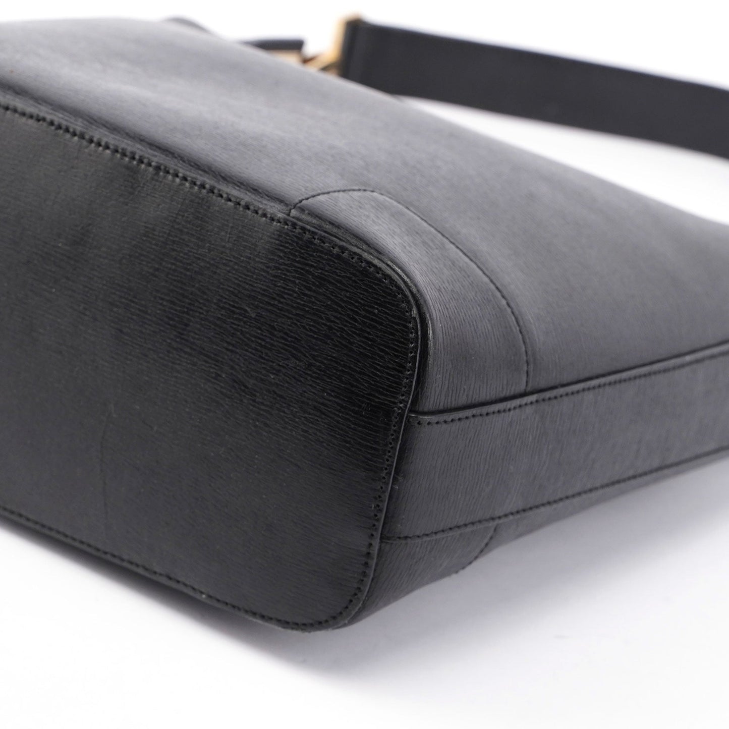 Black Leather Shoulder Bag Plaque