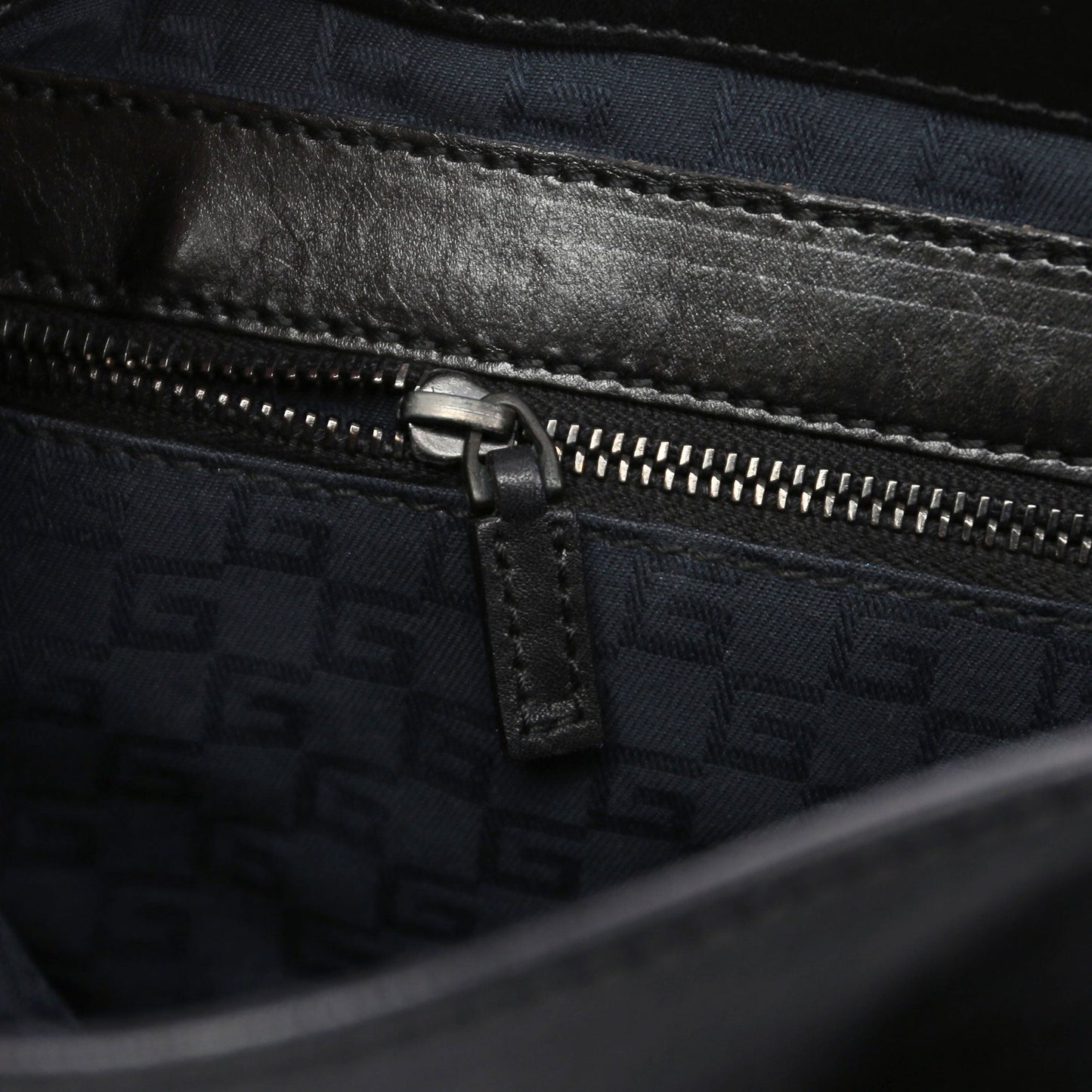 Black Leather Wood Handle Bag