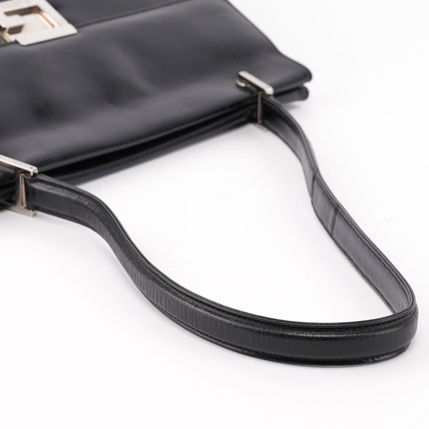 Black Silver Square G Shoulder Bag