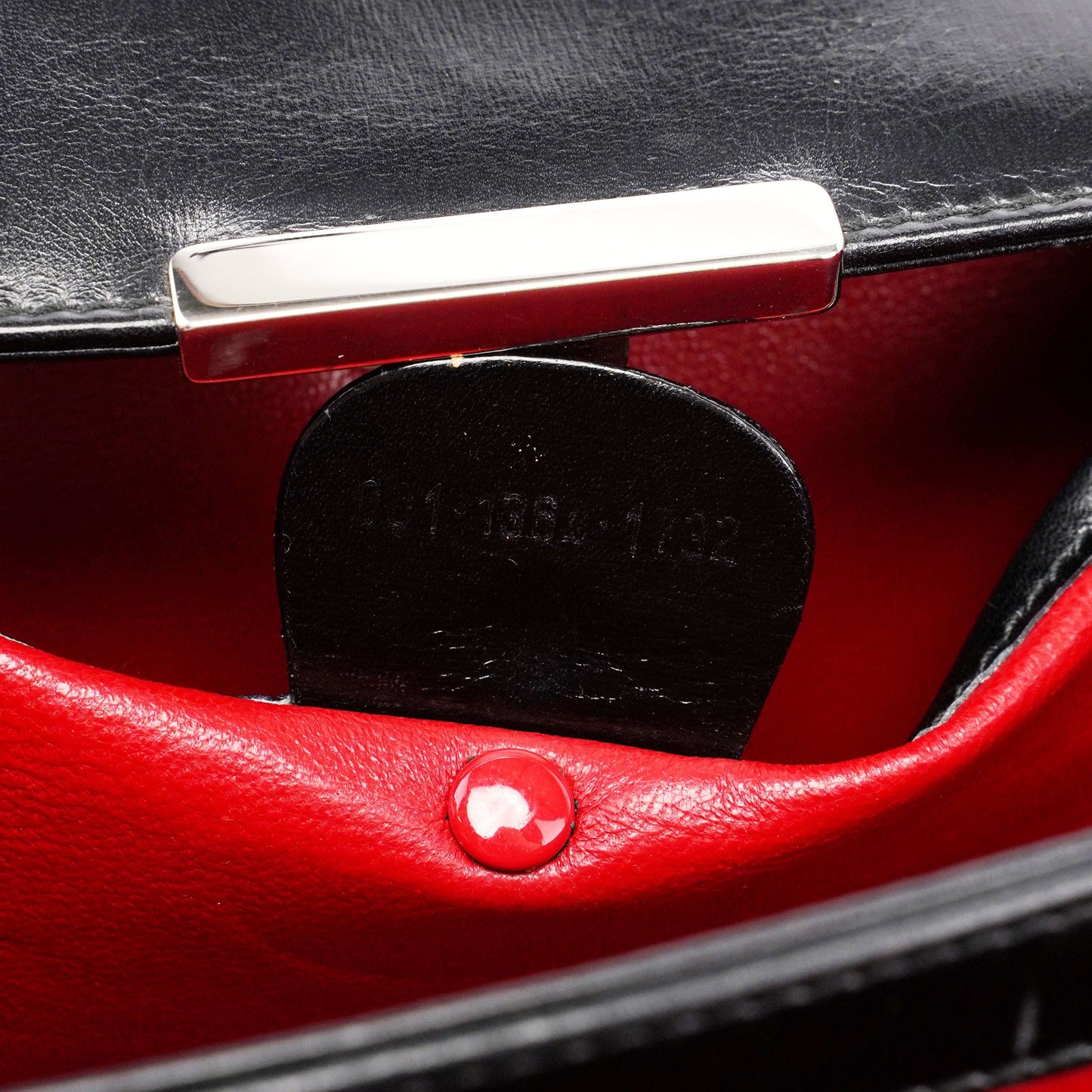 Black Silver Square G Shoulder Bag