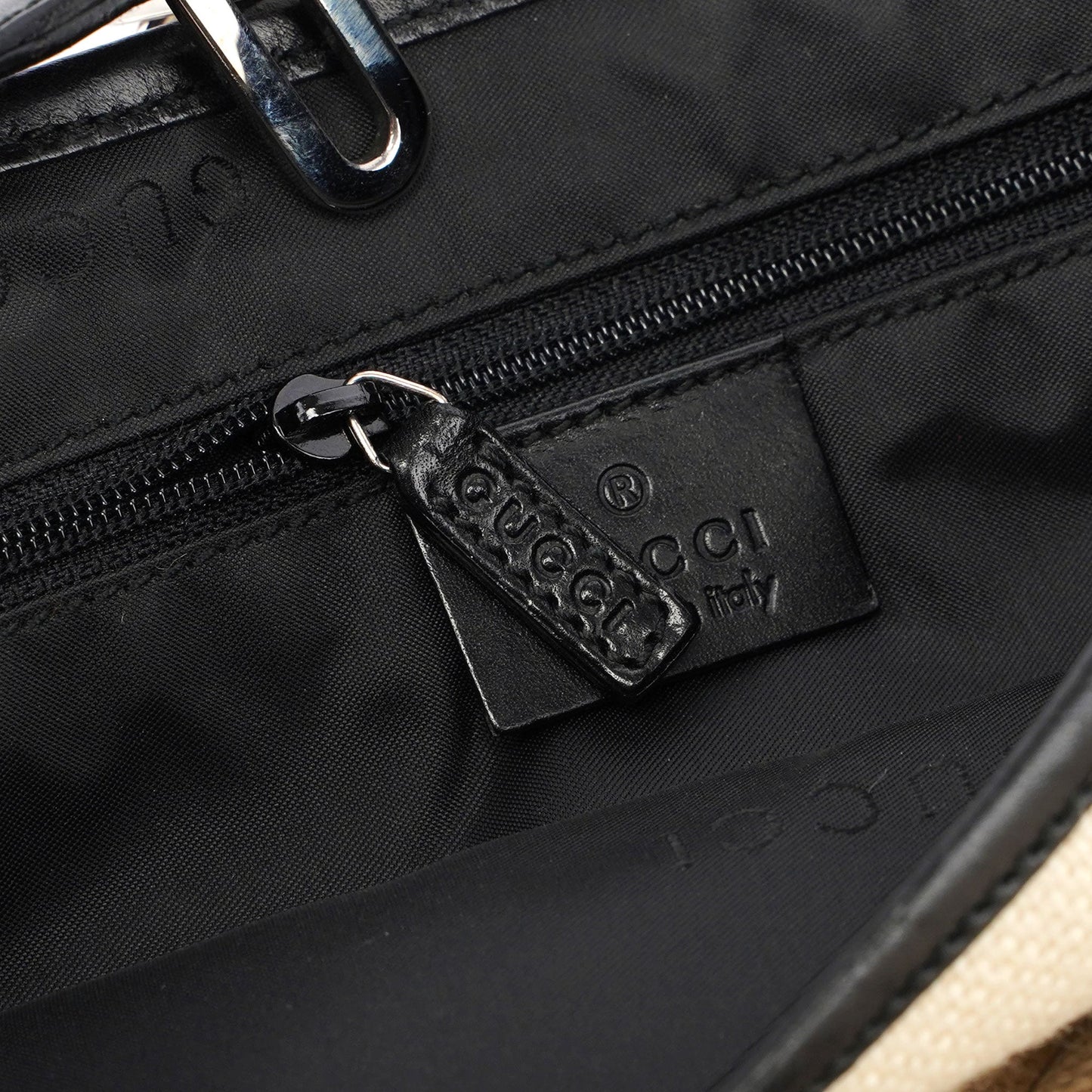 gucci Beige Canvas Chain Jackie Shoulder Bag