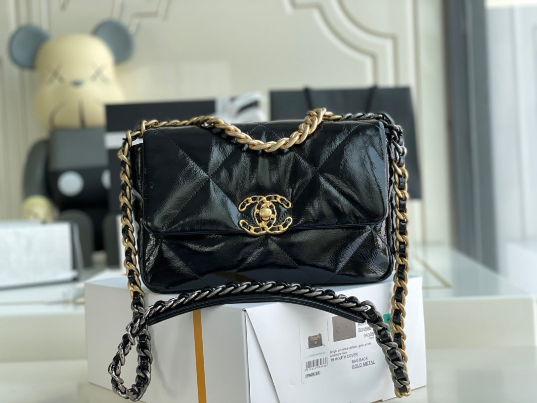 Chanel - Luxury Bag - CHL - 737