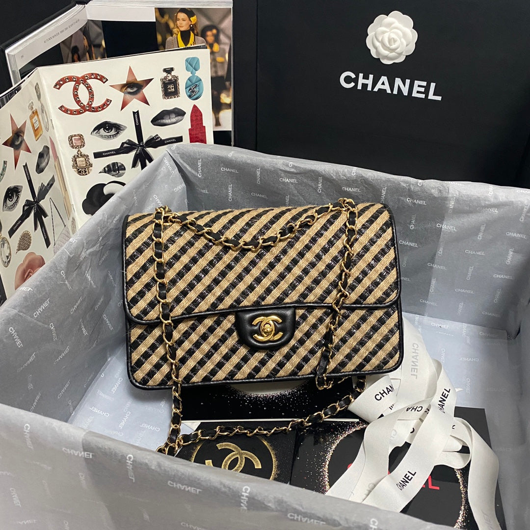 Chanel - Luxury Bag - CHL - 759