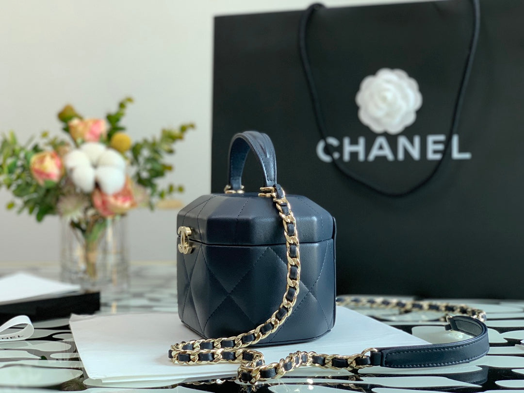 Chanel - Luxury Bag - CHL - 918