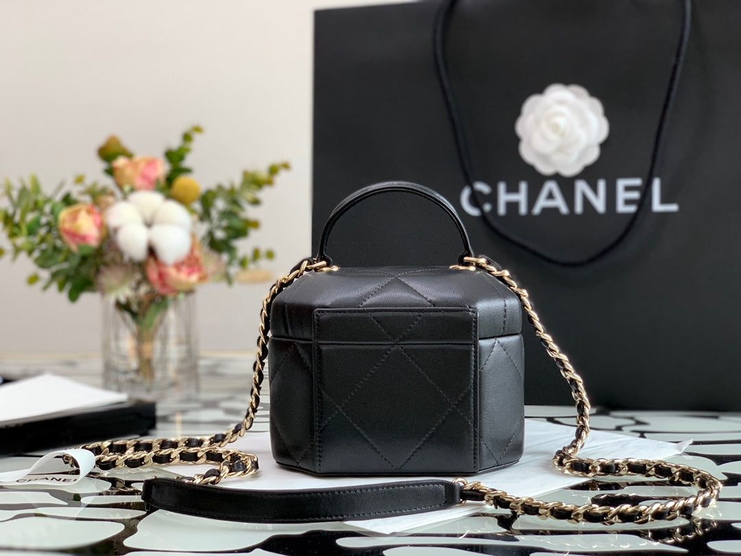 Chanel - Luxury Bag - CHL - 917