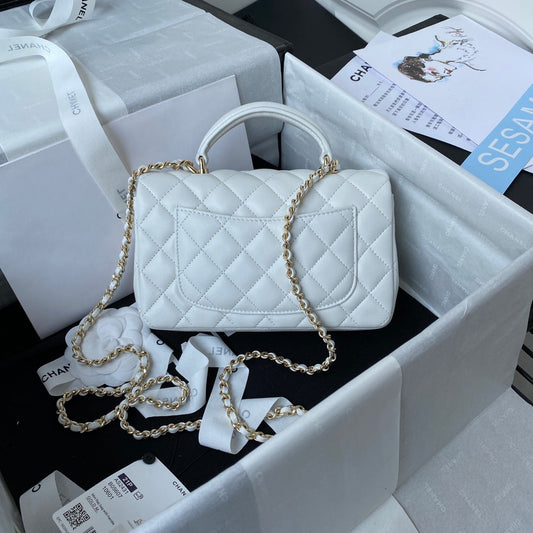 Chanel - Luxury Bag - CHL - 687