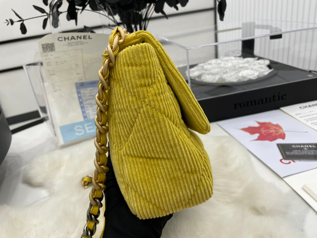 Chanel - Luxury Bag - CHL - 676