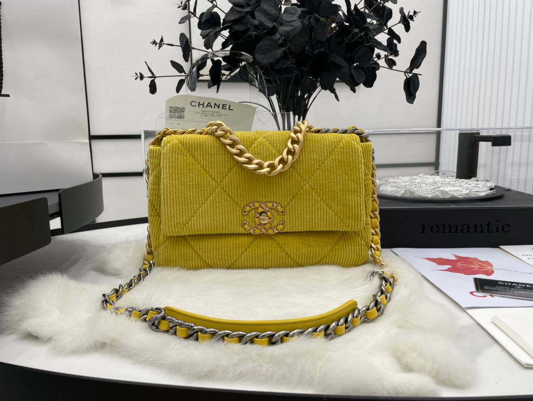 Chanel - Luxury Bag - CHL - 676