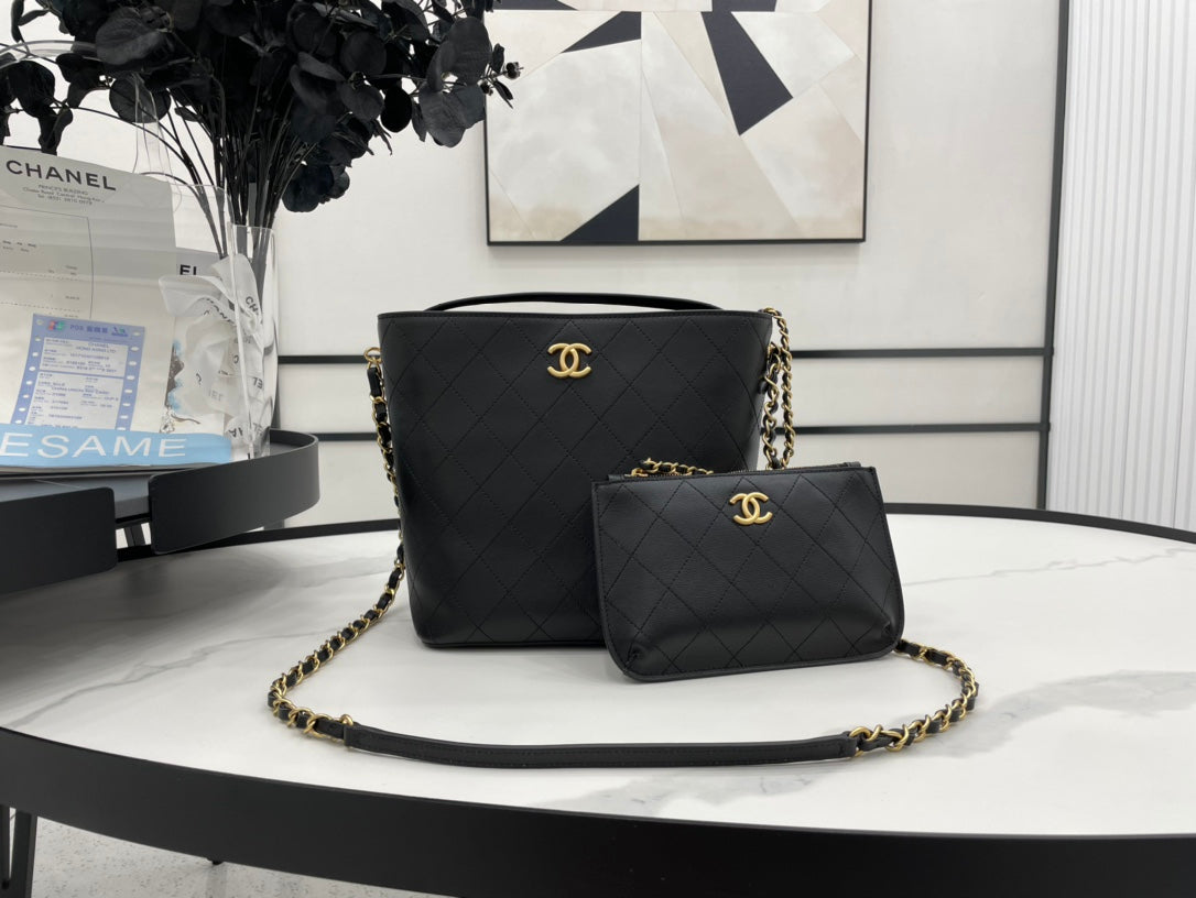 Chanel - Luxury Bag - CHL - 660