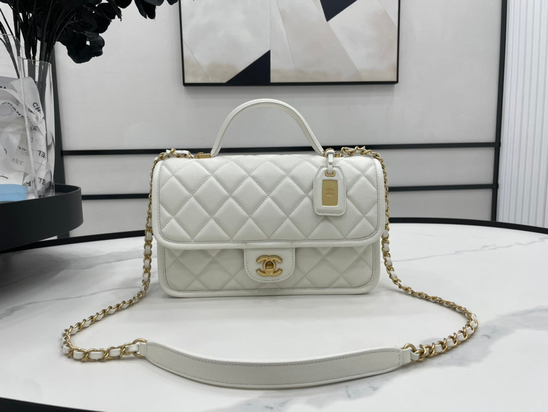 Chanel - Luxury Bag - CHL - 662