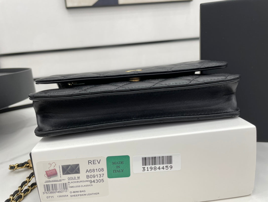 Chanel - Luxury Bag - CHL - 614