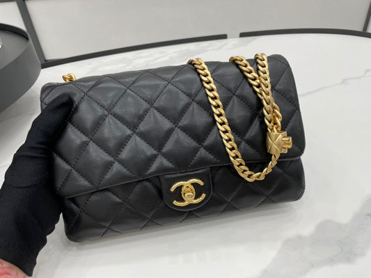 Chanel - Luxury Bag - CHL - 630