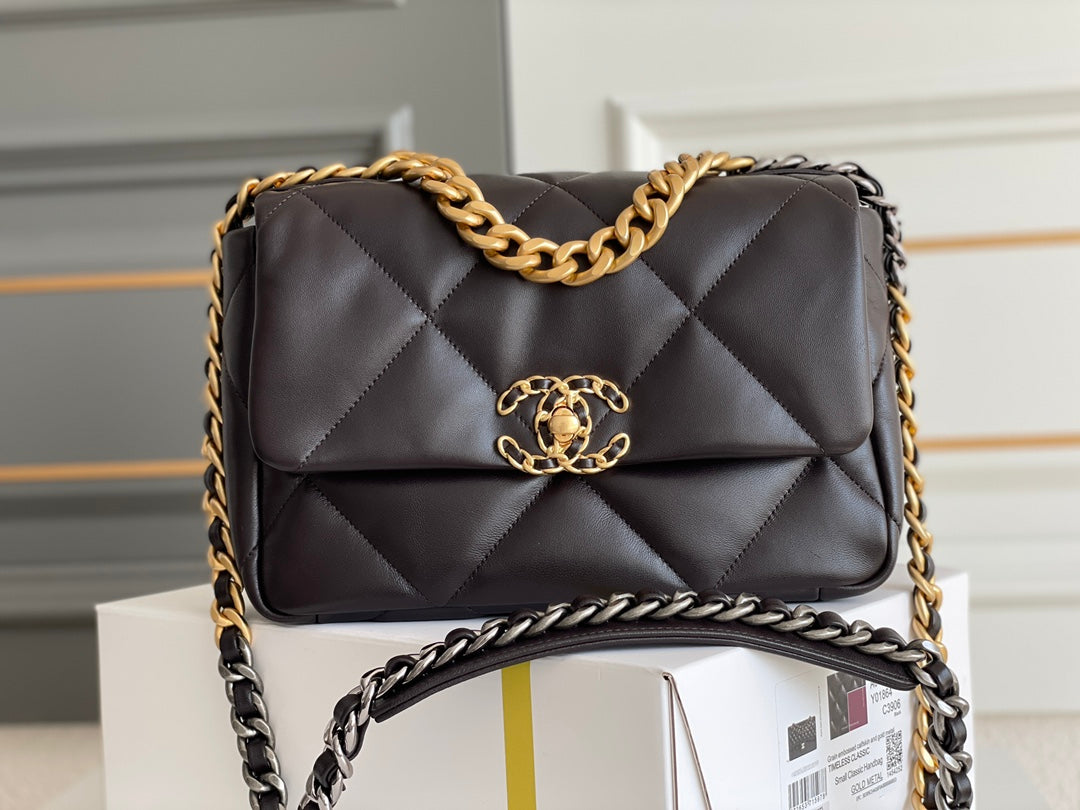 Chanel - Luxury Bag - CHL - 582