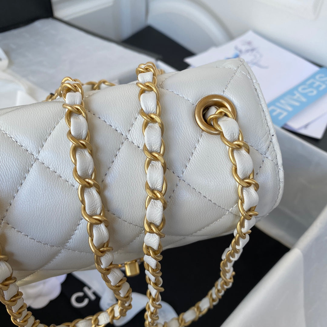 Chanel - Luxury Bag - CHL - 524