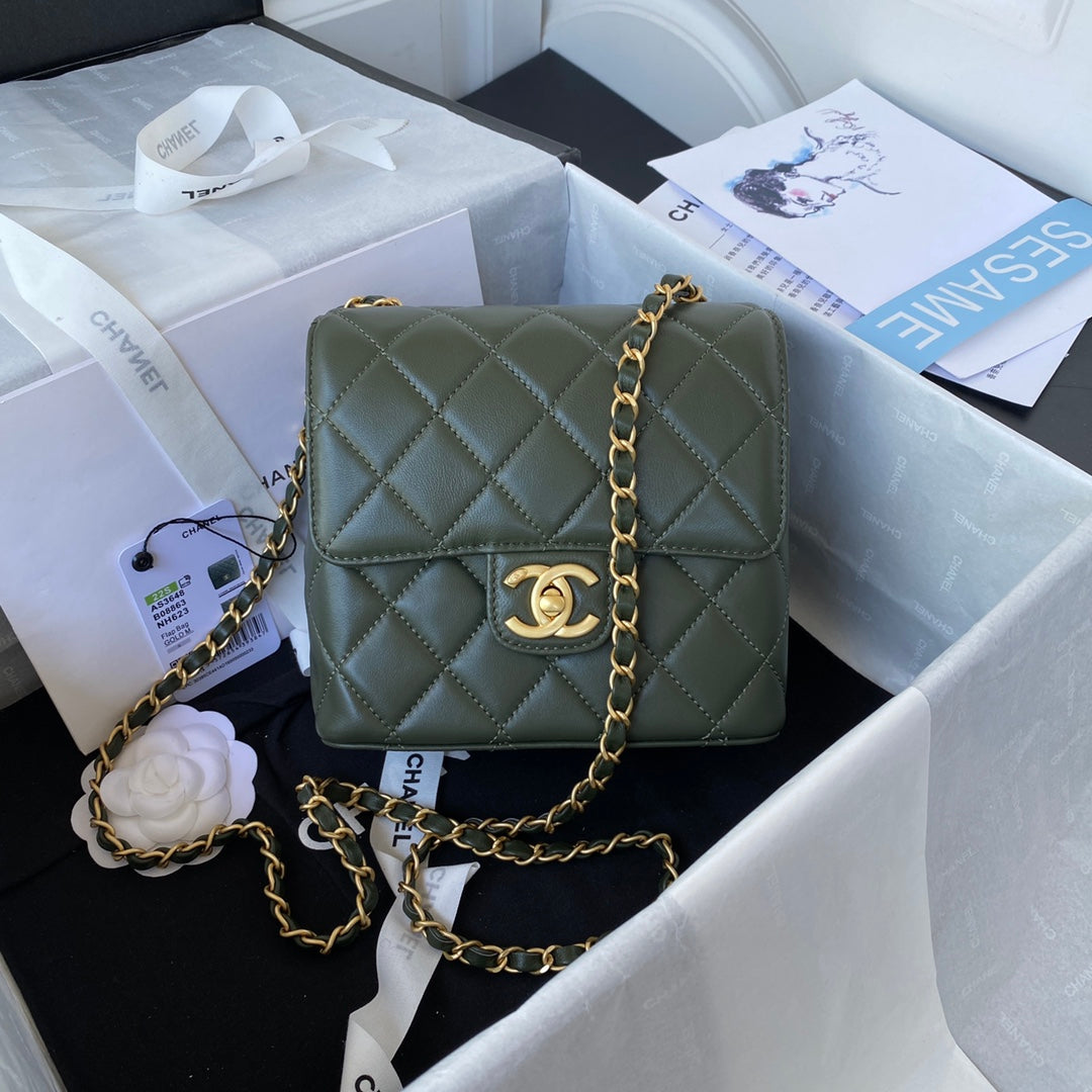 Chanel - Luxury Bag - CHL - 523