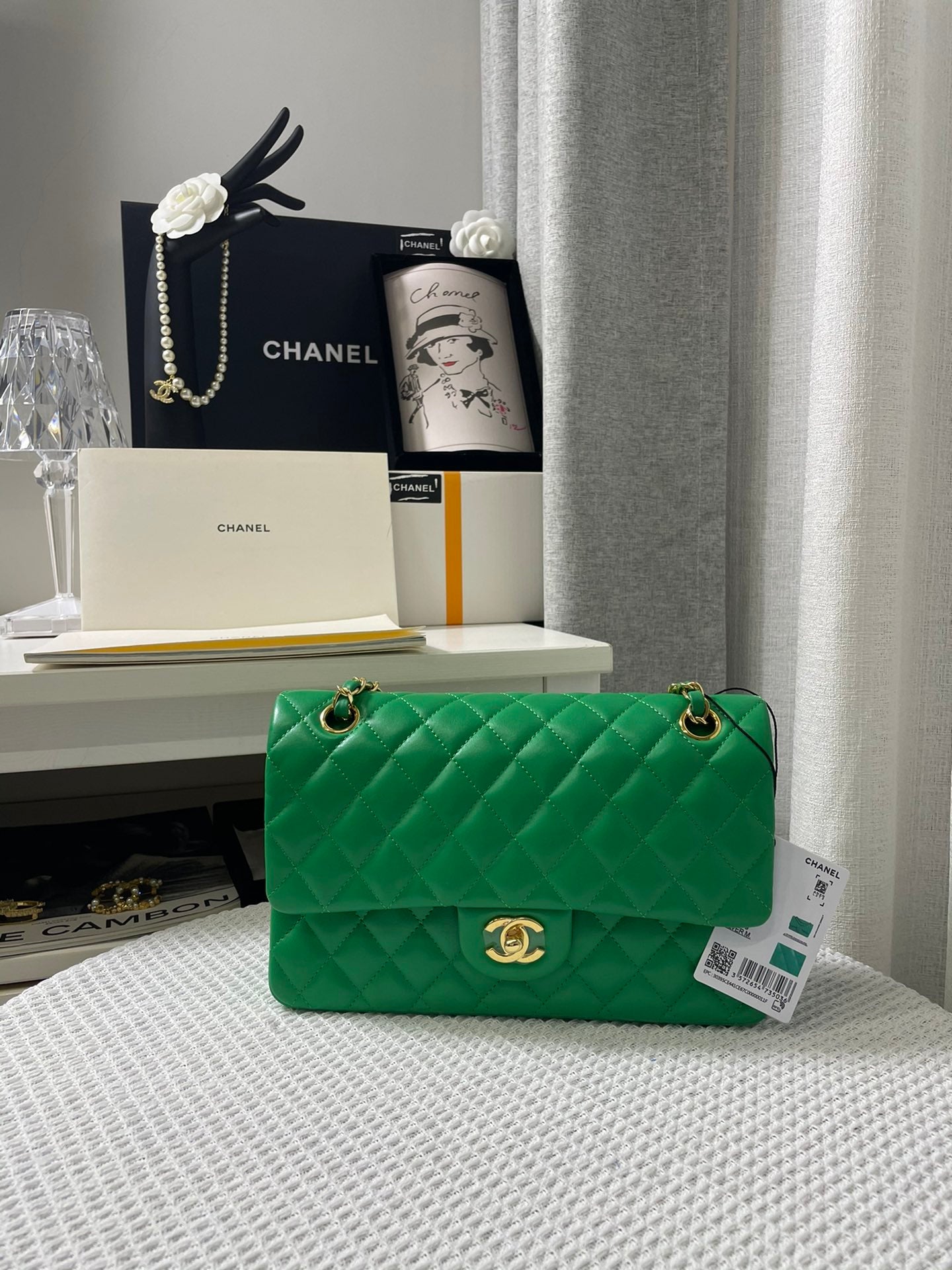 Chanel - Luxury Bag - CHL - 404