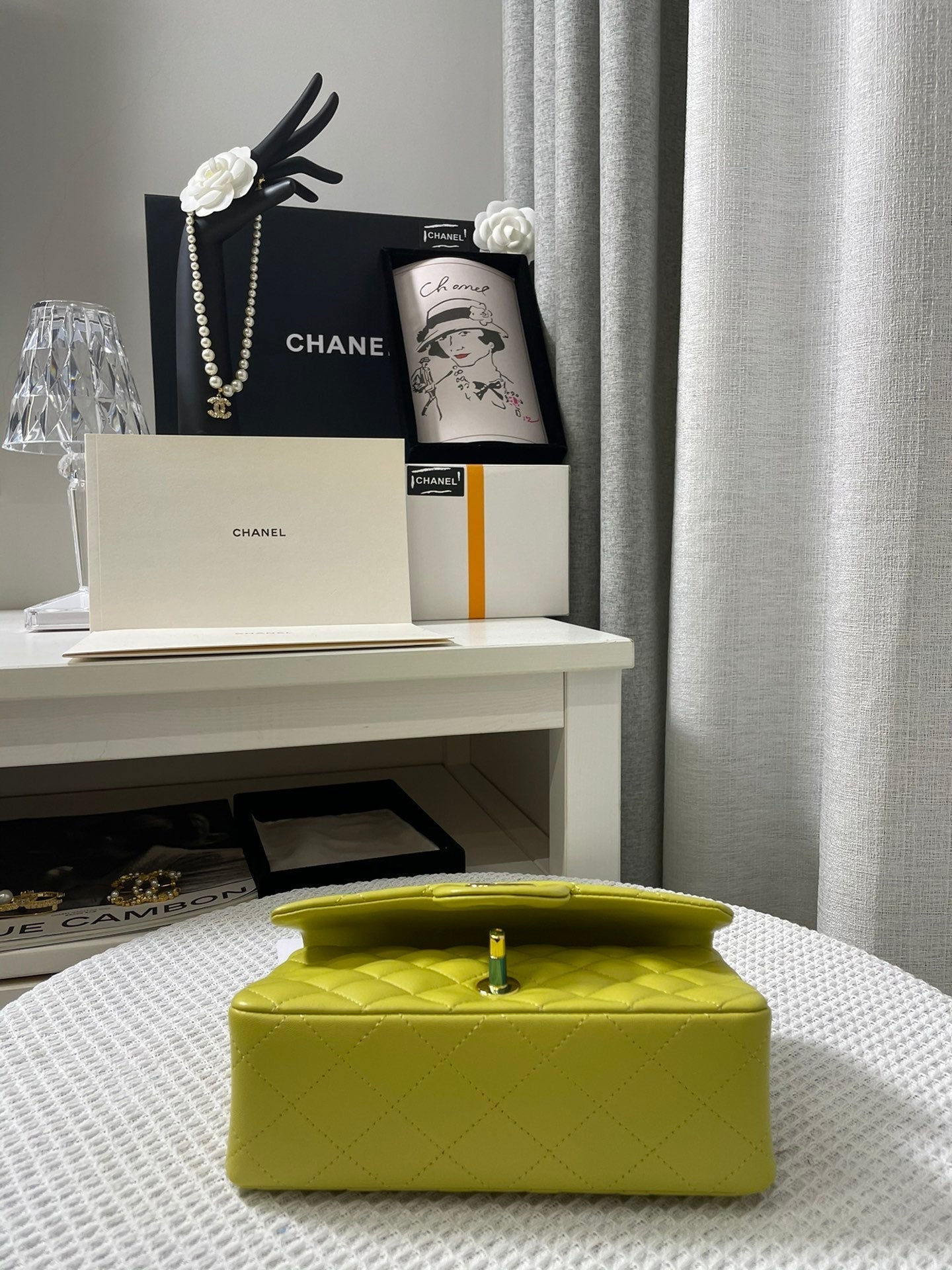 Chanel - Luxury Bag - CHL - 396