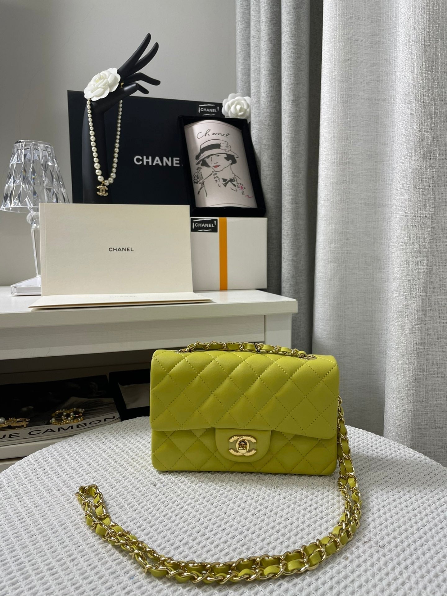 Chanel - Luxury Bag - CHL - 396